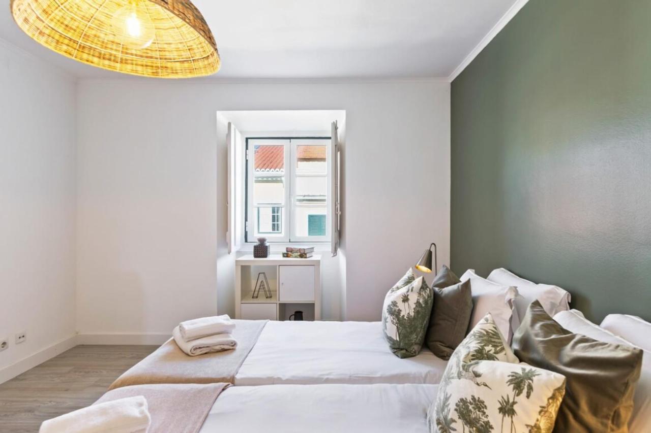 Stunning 2 Bedroom Apartment Near Belem Lisbon Exterior photo
